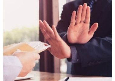 TRƯỜNG HỢP NÀO HỒ SƠ ĐỀ NGHỊ ĐĂNG KÝ, CẤP GIẤY CHỨNG NHẬN QUYỀN SỬ DỤNG ĐẤT, QUYỀN SỞ HỮU NHÀ Ở VÀ TÀI SẢN KHÁC GẮN LIỀN VỚI ĐẤT BỊ TỪ CHỐI ?
